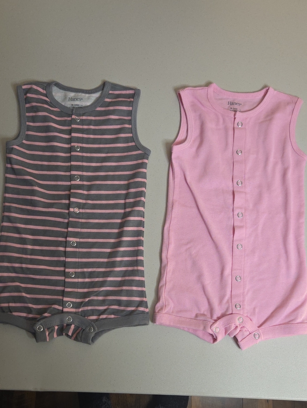Hanes Sleeveless Snap Rompers Size 18-24 Months NWOT